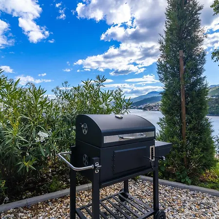 Apartment Mare Sano Plaza - 5 *